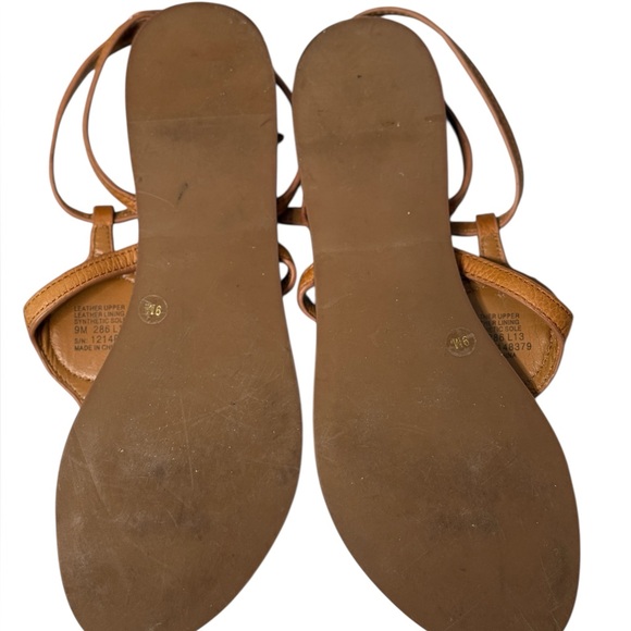 Tory Burch Leticia Leather Logo Thong Sandals - Picture 4 of 7